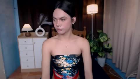 IM NEW HERE ITS ME GIA online show from 03-18-26, 07:00