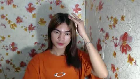 Snapshot of hoelykarina chatting on 03-06-26, 02:24 Karina3 online show from 03-06-26, 02:24