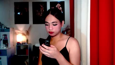 hoelymarie online show from 06-03-26, 12:57