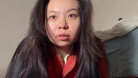 Snapshot of hola_sunflower chatting on 01-11-26, 02:22 amy online show from 01-11-26, 02:22