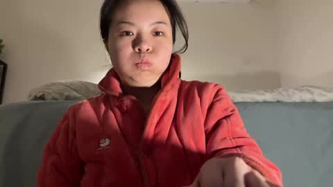 Snapshot of hola_sunflower chatting on 01-12-26, 02:22 amy online show from 01-12-26, 02:22