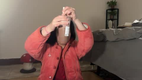 Snapshot of hola_sunflower chatting on 02-02-26, 02:38 amy online show from 02-02-26, 02:38