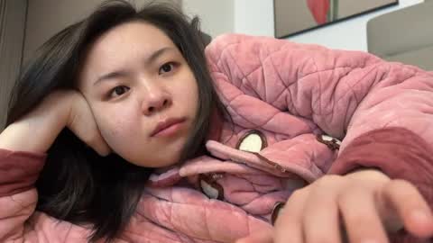 Snapshot of hola_sunflower chatting on 02-17-26, 06:36 amy online show from 02-17-26, 06:36