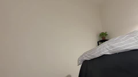 Snapshot of hola_sunflower chatting on 03-15-26, 01:06 amy online show from 03-15-26, 01:06