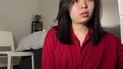 Snapshot of hola_sunflower chatting on 03-26-26, 03:17 amy online show from 03-26-26, 03:17