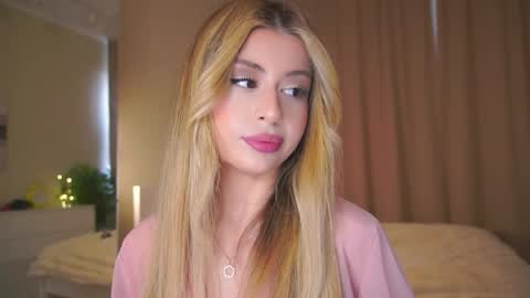 Moni Monica online show from 04-01-26, 08:04