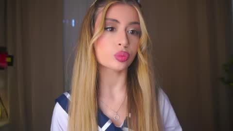 Moni Monica online show from 04-13-26, 08:09