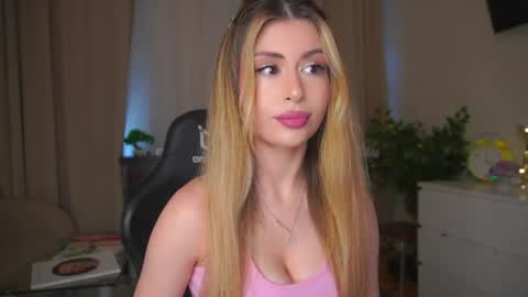 Moni Monica online show from 05-24-26, 08:08