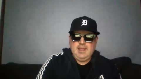holden_minutz online show from 03-18-26, 08:06