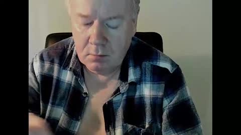 Holger online show from 03-06-25, 02:40