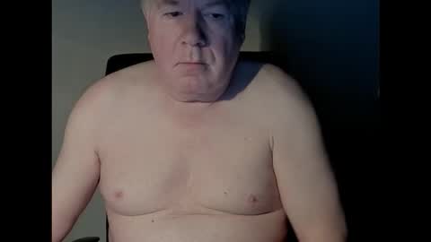 Holger online show from 11-17-25, 03:45