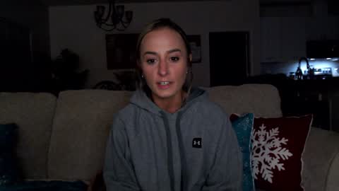 Snapshot of holihurricane chatting on 12-08-24, 04:57 Holi Hurricane online show from 12-08-24, 04:57