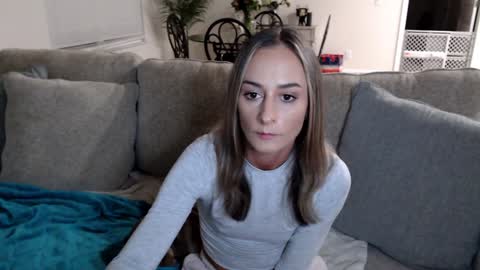 Snapshot of holihurricane chatting on 12-27-24, 04:15 Holi Hurricane online show from 12-27-24, 04:15