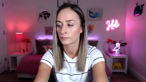 Snapshot of holihurricane chatting on 10-30-25, 03:08 Holi Hurricane online show from 10-30-25, 03:08