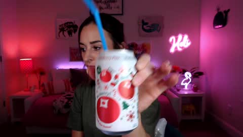 Snapshot of holihurricane chatting on 12-01-25, 03:22 Holi Hurricane online show from 12-01-25, 03:22