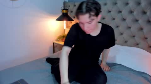 Holland online show from 06-06-26, 04:12