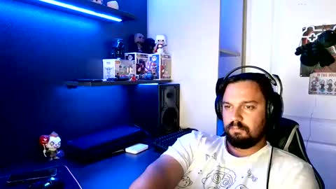 Snapshot of holliesdollies90 chatting on 10-31-25, 07:37 holliesdollies90 online show from 10-31-25, 07:37