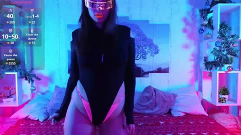 Lux online show from 12-26-24, 05:19