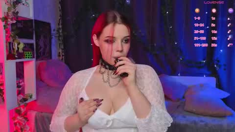 Lux online show from 09-25-25, 04:11