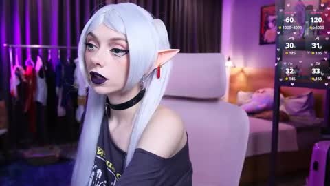 Snapshot of holliwould_ chatting on 02-26-26, 10:58 Holli online show from 02-26-26, 10:58