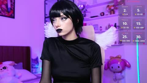 Holli online show from 05-22-26, 12:11
