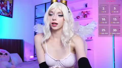 Holli online show from 07-02-26, 11:49