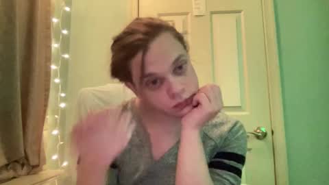 Hollys Drive threw Side Of CB. online show from 12-25-24, 04:33