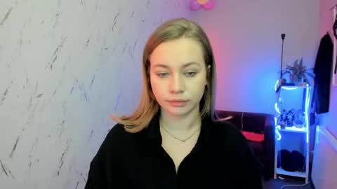 Holly online show from 02-04-26, 08:14