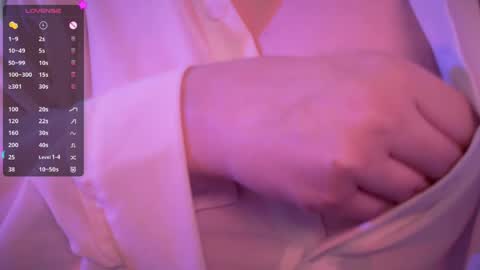 Snapshot of holly_molly_69 chatting on 03-29-26, 03:06 Molly online show from 03-29-26, 03:06