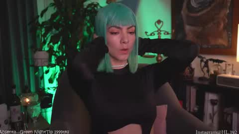 Holly Linder online show from 09-27-25, 02:16