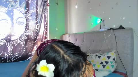 Hades and Persefone online show from 04-01-26, 06:05