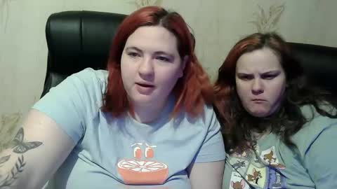 HollyXEva online show from 02-03-26, 05:40