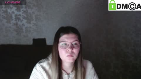 Welcome guys  Pleasure to see you all here  My name is MichaelaTip menu is active Private is open  online show from 03-05-25, 11:06