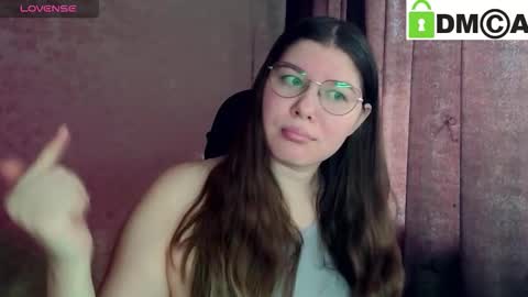 Snapshot of holy_michela chatting on 03-12-26, 06:52 Welcome guys Pleasure to see you all here My name is MichaelaTip menu is active Private is open online show from 03-12-26, 06:52