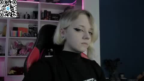 holy_mistresss online show from 03-21-26, 09:25