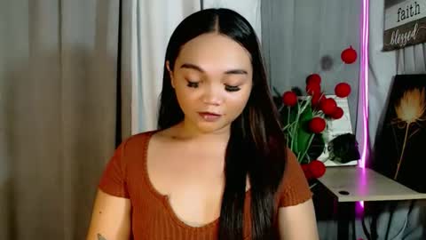 Bella online show from 05-18-26, 03:57