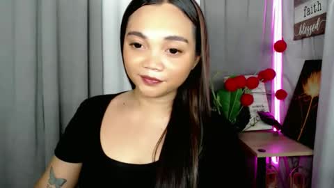 Bella online show from 05-25-26, 03:45