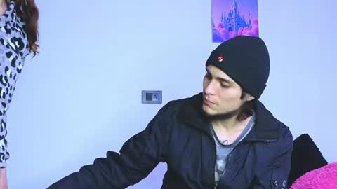      online show from 07-15-26, 07:02