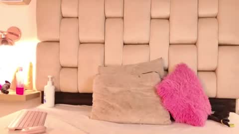 Ariana Mora online show from 06-20-26, 01:14