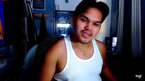 Snapshot of holydiorx chatting on 09-19-25, 04:25 holydiorx online show from 09-19-25, 04:25