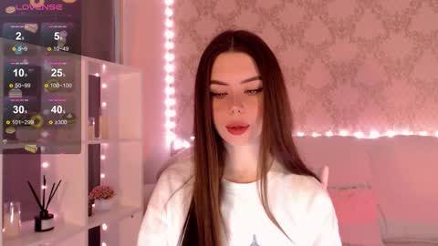 Mia online show from 09-18-25, 03:41