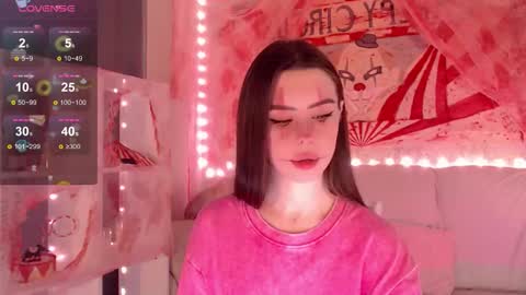 Mia online show from 10-24-25, 03:47