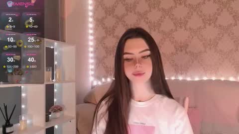 Mia online show from 12-16-25, 03:33