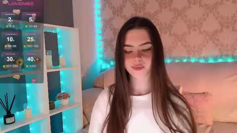 Mia online show from 06-11-26, 03:37
