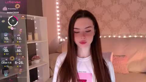 Mia online show from 06-27-26, 03:11