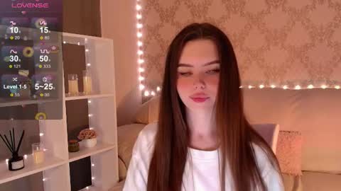 Mia online show from 07-12-26, 03:19