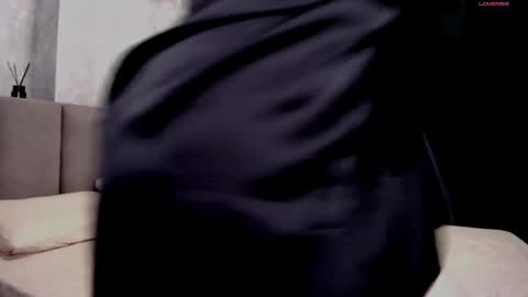 holysinner83 online show from 11-10-25, 06:51