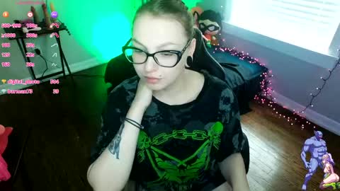 Viktoria online show from 04-22-26, 05:36