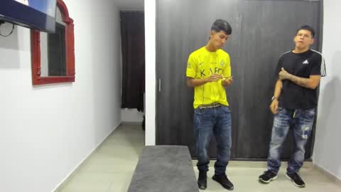 Snapshot of homehot_xxx chatting on 02-14-25, 10:28 Alicia Adam and Damon online show from 02-14-25, 10:28