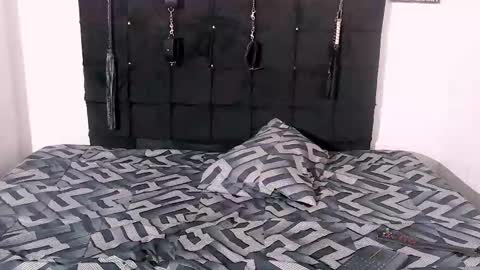 homero_777 online show from 10-14-25, 01:45